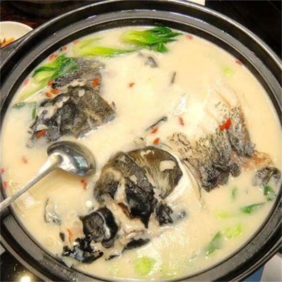 潮州立鱼锅 Teochew-style Tilapia Hot Pot